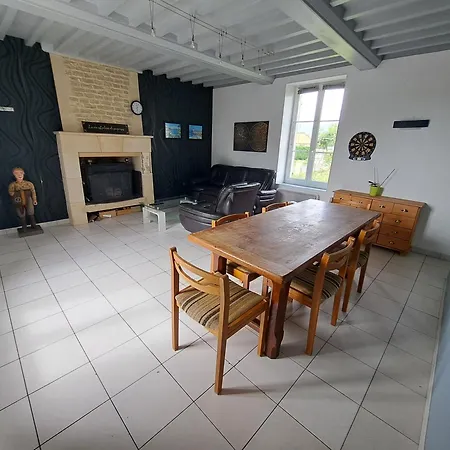 Holiday home Maison Ryes